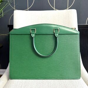 Authentic Louis Vuitton Epi Riviera Handbag in Borneo green